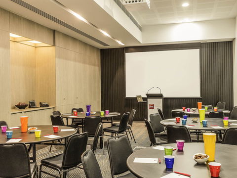 Ibis Adelaide - Tourism Cairns 8