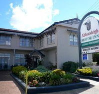 Abbotsleigh Motor Inn - Tourism Cairns