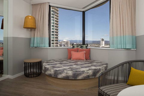 QT Gold Coast - Tourism Cairns 5