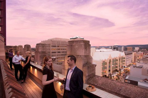 Mayfair Hotel - Tourism Cairns 14