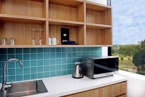 Mantra Southport Sharks - Tourism Cairns 12