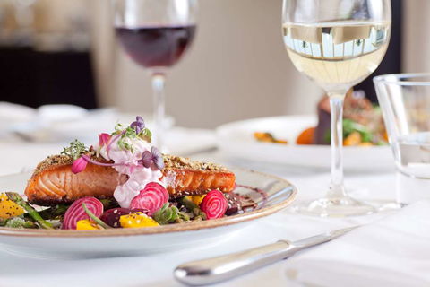 Mantra Southport Sharks - Tourism Cairns 15