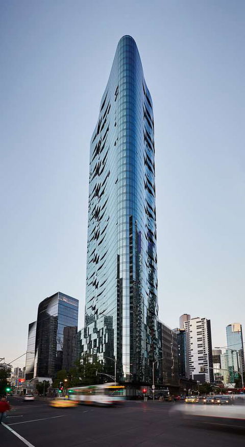 Shadow Play Melbourne by Peppers - Tourism Cairns 1