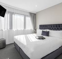 Meriton Suites Kent Street - Tourism Cairns
