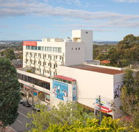 Metro Hotel Miranda - Tourism Cairns