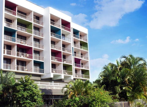 Cairns Plaza Hotel - Tourism Cairns 0