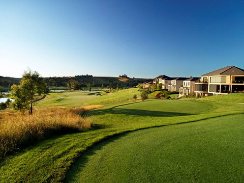 Yarra Valley Lodge - Tourism Cairns 1