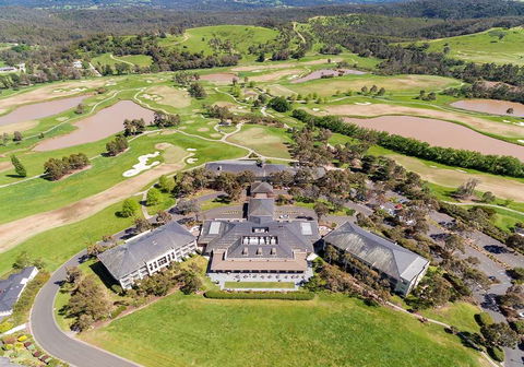 Yarra Valley Lodge - Tourism Cairns 2