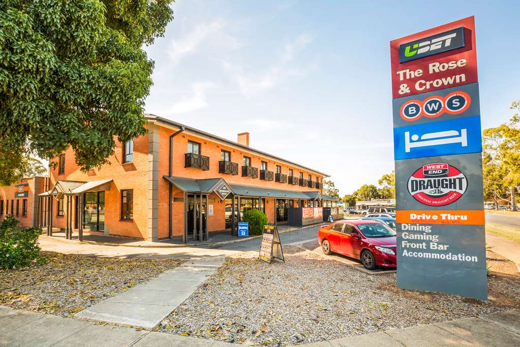 Elizabeth Grove SA Tourism Cairns