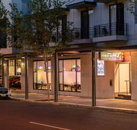 Mawson Lakes Hotel - Tourism Cairns