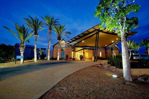 Mantarays Ningaloo Beach Resort - Tourism Cairns 1