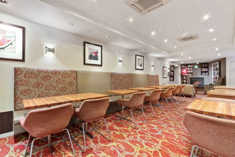 Alto Hotel on Bourke - Tourism Cairns 2