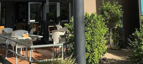 The Coffee House Apartments & Bistro - Tourism Cairns 1