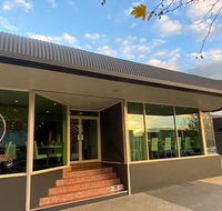 Ashton Townhouse Motel  Suites Tumut - Tourism Cairns