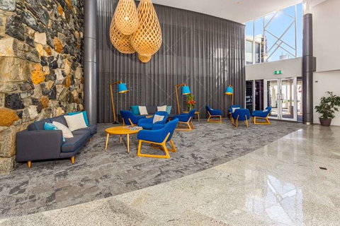 Quality Hotel Lighthouse - Tourism Cairns 5