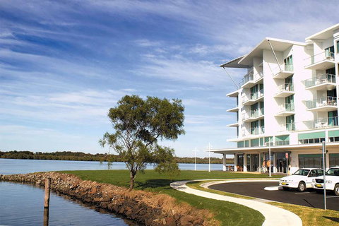 Ramada Hotel & Suites Ballina - Tourism Cairns 0