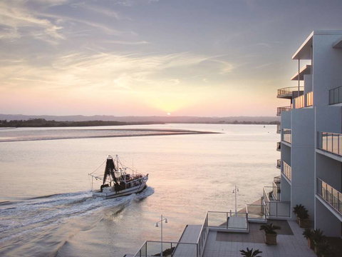 Ramada Hotel & Suites Ballina - Tourism Cairns 1