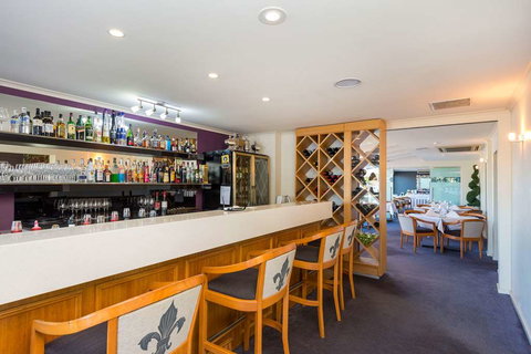 Comfort Inn All Seasons - Tourism Cairns 16