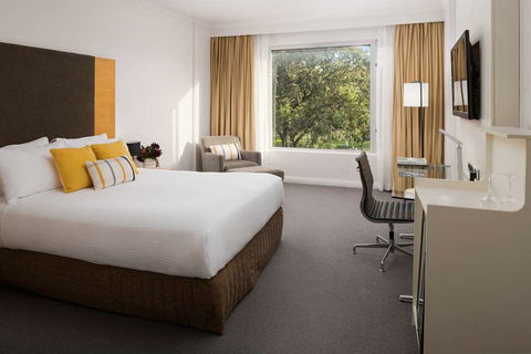 Rydges Bankstown - Tourism Cairns 2