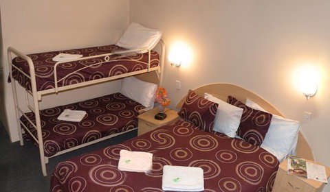Arena Hotel - Tourism Cairns 2