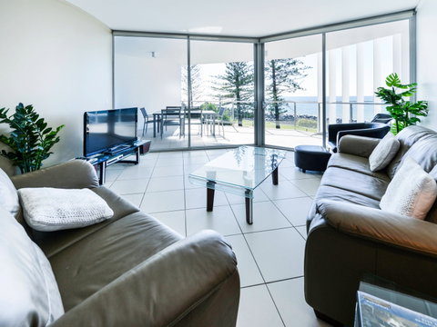Grand Mercure Apartments Bargara - Tourism Cairns 7