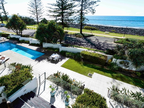 Grand Mercure Apartments Bargara - Tourism Cairns 10