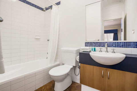 Karratha Central Apartments - Tourism Cairns 6