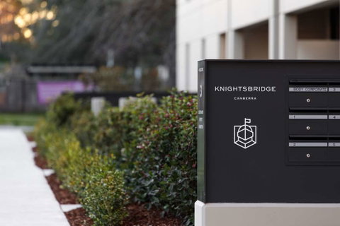 Knightsbridge Canberra - Tourism Cairns 3