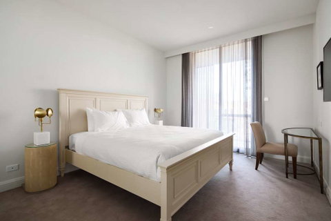 Knightsbridge Canberra - Tourism Cairns 6