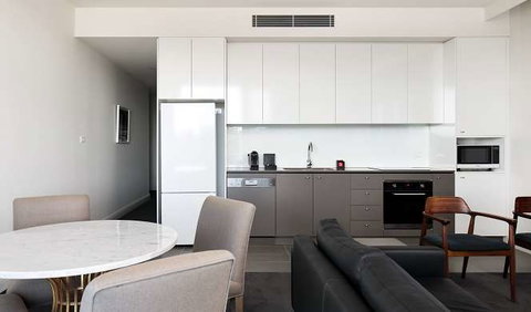 Knightsbridge Canberra - Tourism Cairns 8