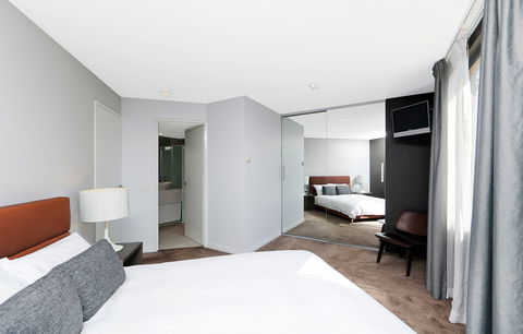 Astra Apartments The Griffin - Tourism Cairns 10