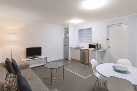 Adina Serviced Apts Canberra Kingston - Tourism Cairns 10
