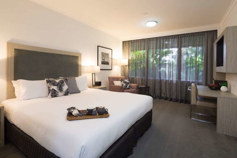 H on Smith Hotel - Tourism Cairns 4