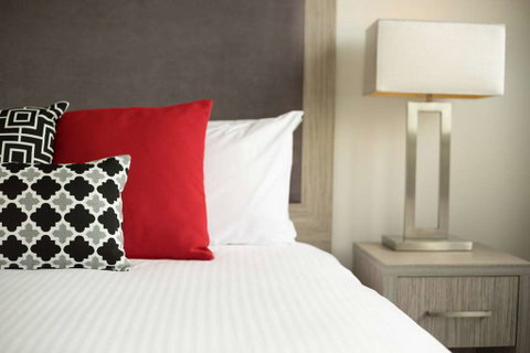 H on Smith Hotel - Tourism Cairns 5