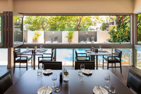 H on Smith Hotel - Tourism Cairns 10