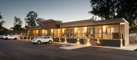 New Crossing Place Motel - Tourism Cairns 0