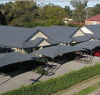 Francis Phillip Motor Inn  The Lodge - Tourism Cairns