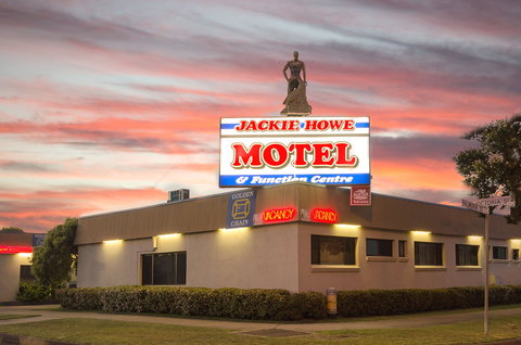 Jackie Howe Motel - Tourism Cairns 0