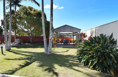 Kennedy Drive Motel - Tourism Cairns 2