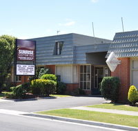 Sunrise Motor Inn - Tourism Cairns