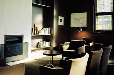 Mansion Hotel & Spa - Tourism Cairns 2