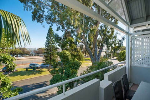 Broadwater Resort Apartments - Tourism Cairns 1