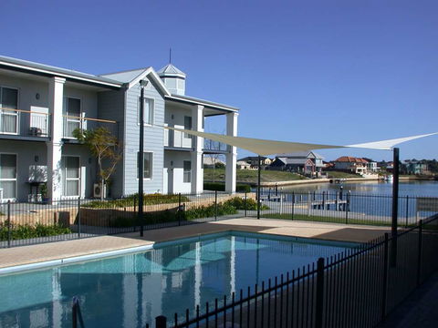 C Mandurah Resort & Serviced Apartments - Tourism Cairns 1