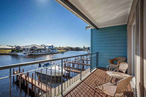 C Mandurah Resort & Serviced Apartments - Tourism Cairns 2