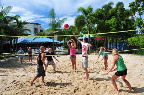 Nomads Cairns Backpackers Resort - Tourism Cairns 0