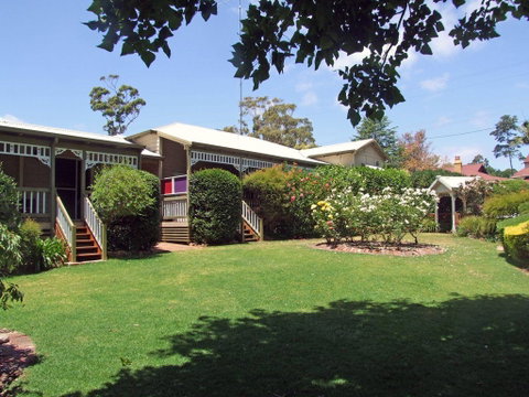 Adamsons Riverside Accommodation - Tourism Cairns 0