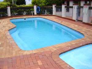 McNevins Warwick Motel - Tourism Cairns 1