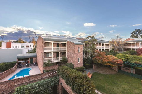Adina Serviced Apts Canberra Kingston - Tourism Cairns 1