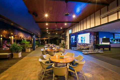 Kawana Waters Hotel By NightCap - Tourism Cairns 0