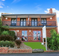 Tudor Motor Inn - Tourism Cairns